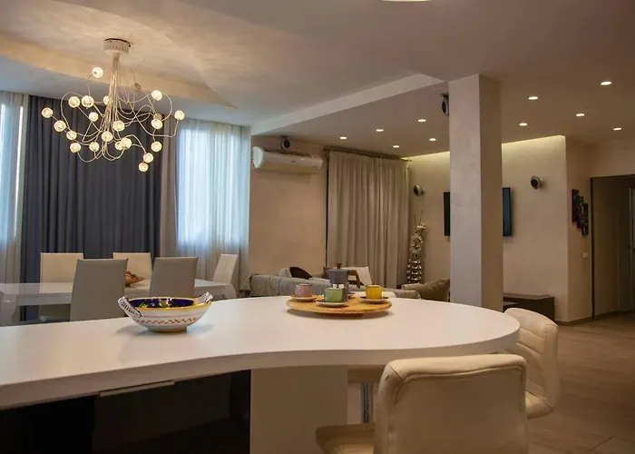 Apartament Chic And Elegant Near Metro Station *